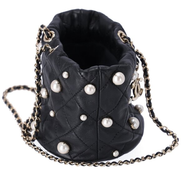 CHANEL About Pearls Drawstring Mini Bucket Bag Black Lambskin - Picture 5 of 8